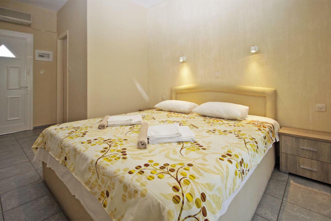 Funbeach Rooms Neos Marmaras Exterior photo